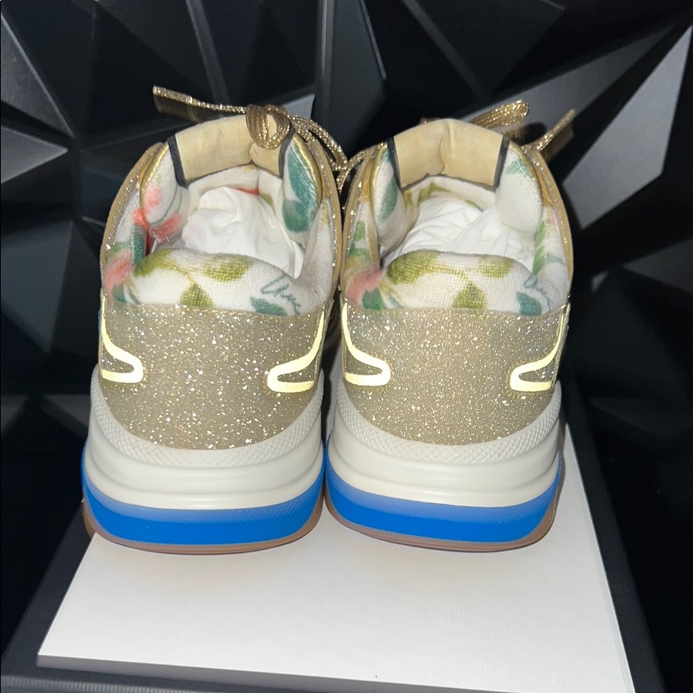 Gucci Gold Sneakers - Picture 3 of 7